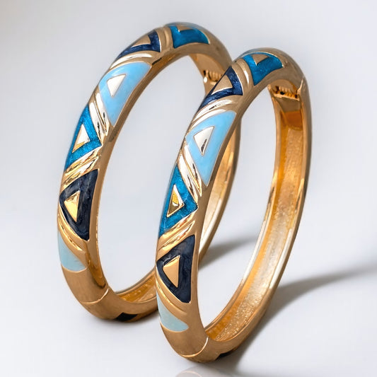 Morni - Black and Blue