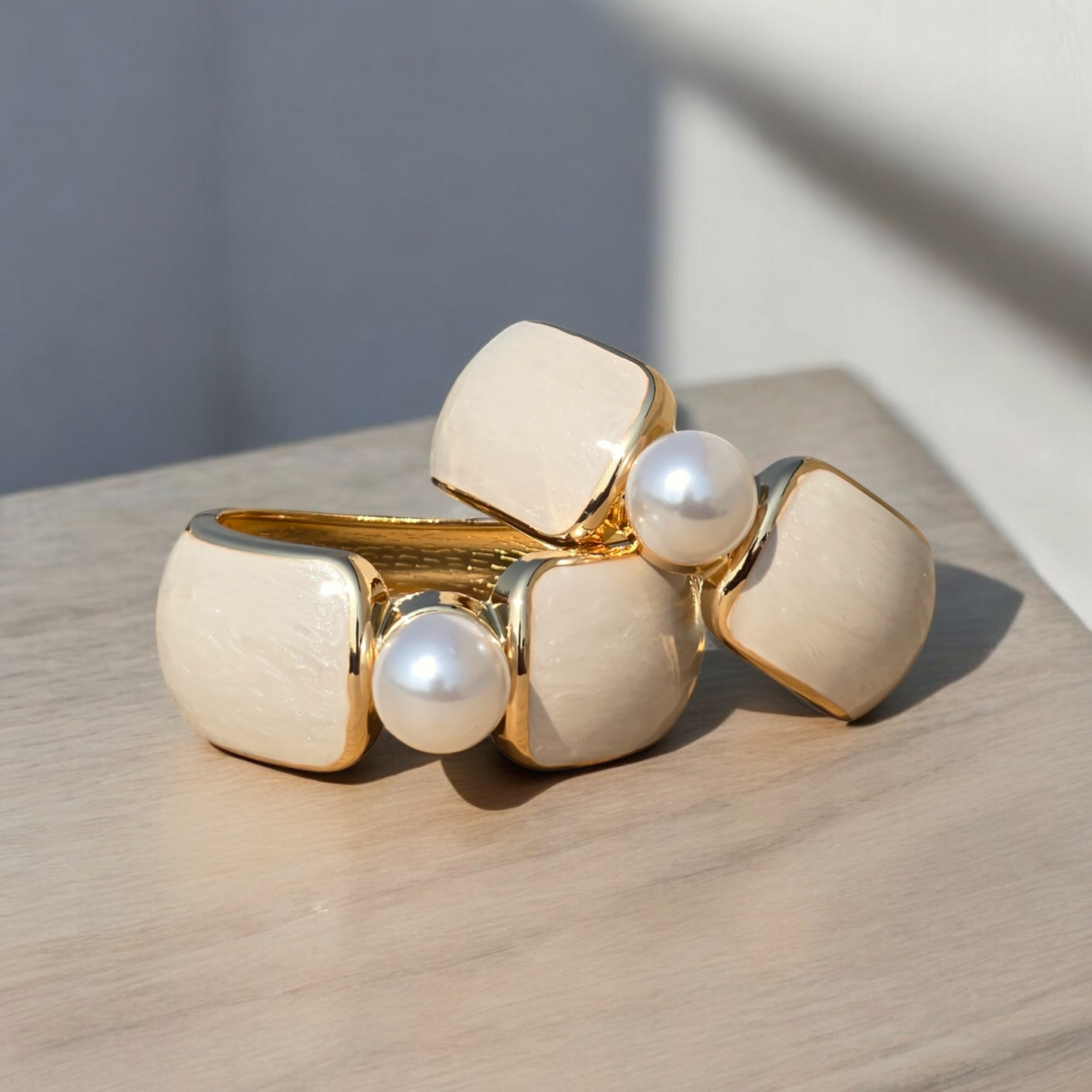 Pearl Enamel bangle